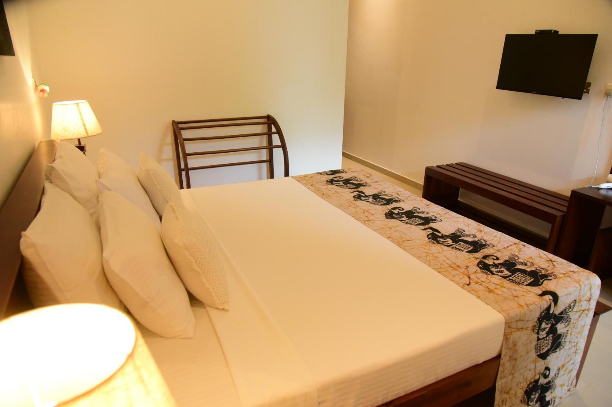 Tranquil Hotell Hikkaduwa Exteriör bild