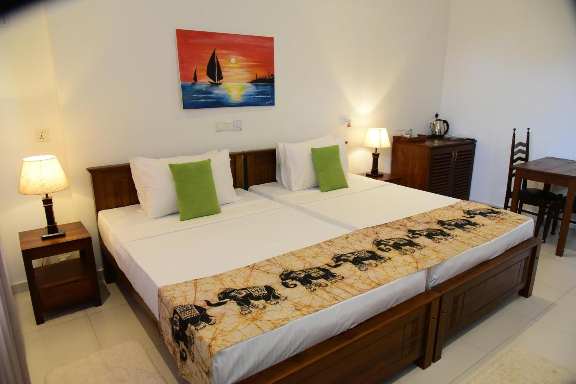 Tranquil Hotell Hikkaduwa Exteriör bild