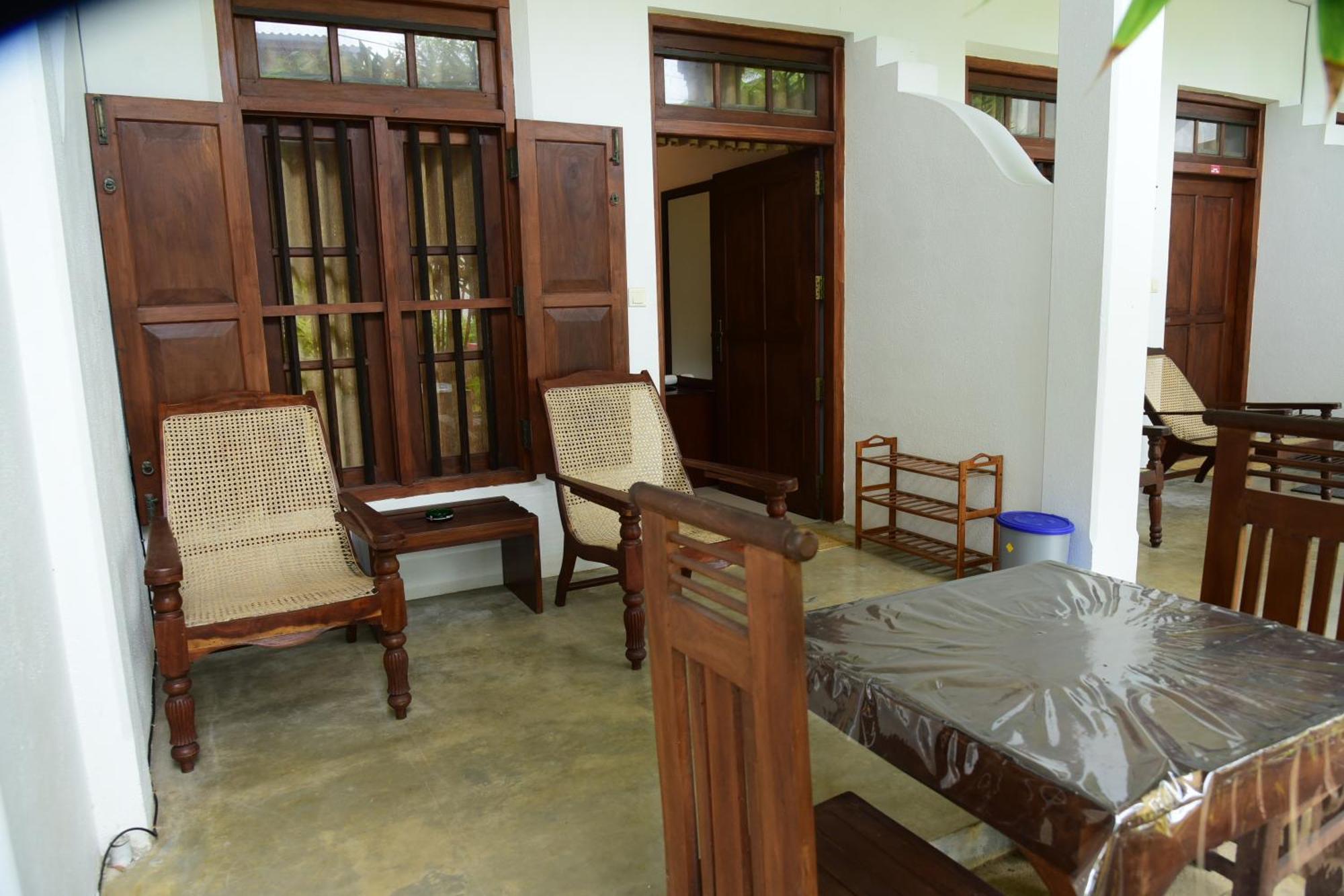Tranquil Hotell Hikkaduwa Exteriör bild