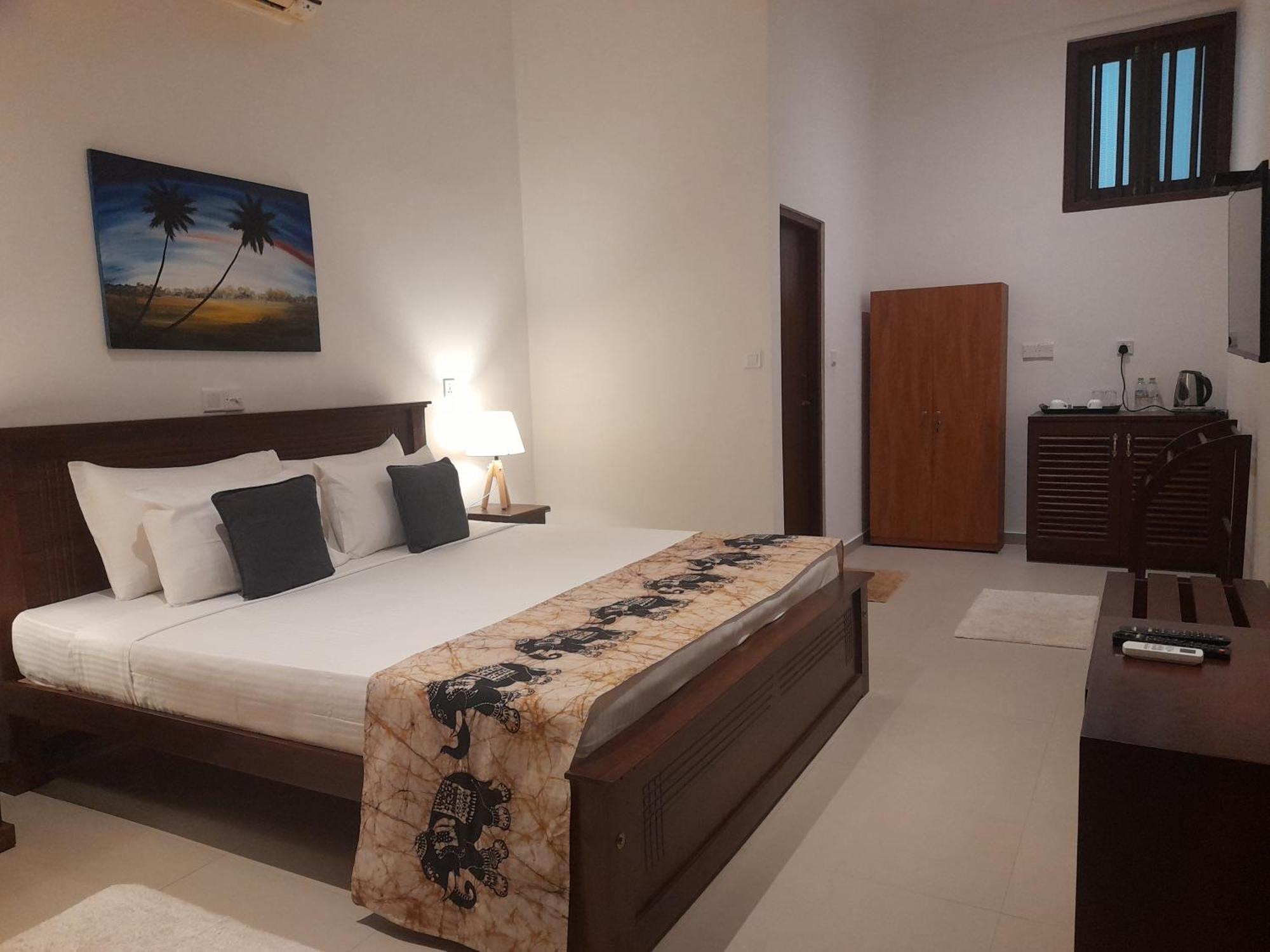Tranquil Hotell Hikkaduwa Exteriör bild